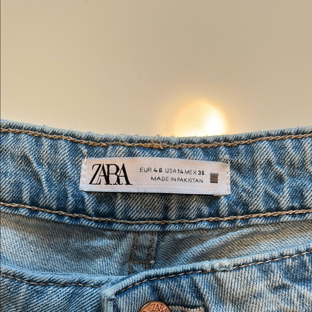 Zara wide leg Jean